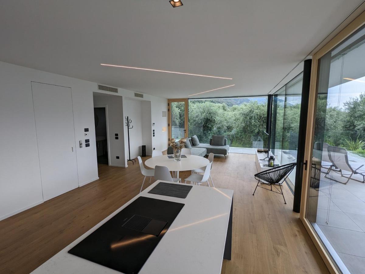 Olivo Luxury Apartments มัลเชซิเน ภายนอก รูปภาพ