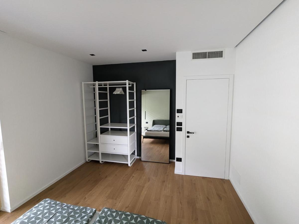 Olivo Luxury Apartments มัลเชซิเน ภายนอก รูปภาพ