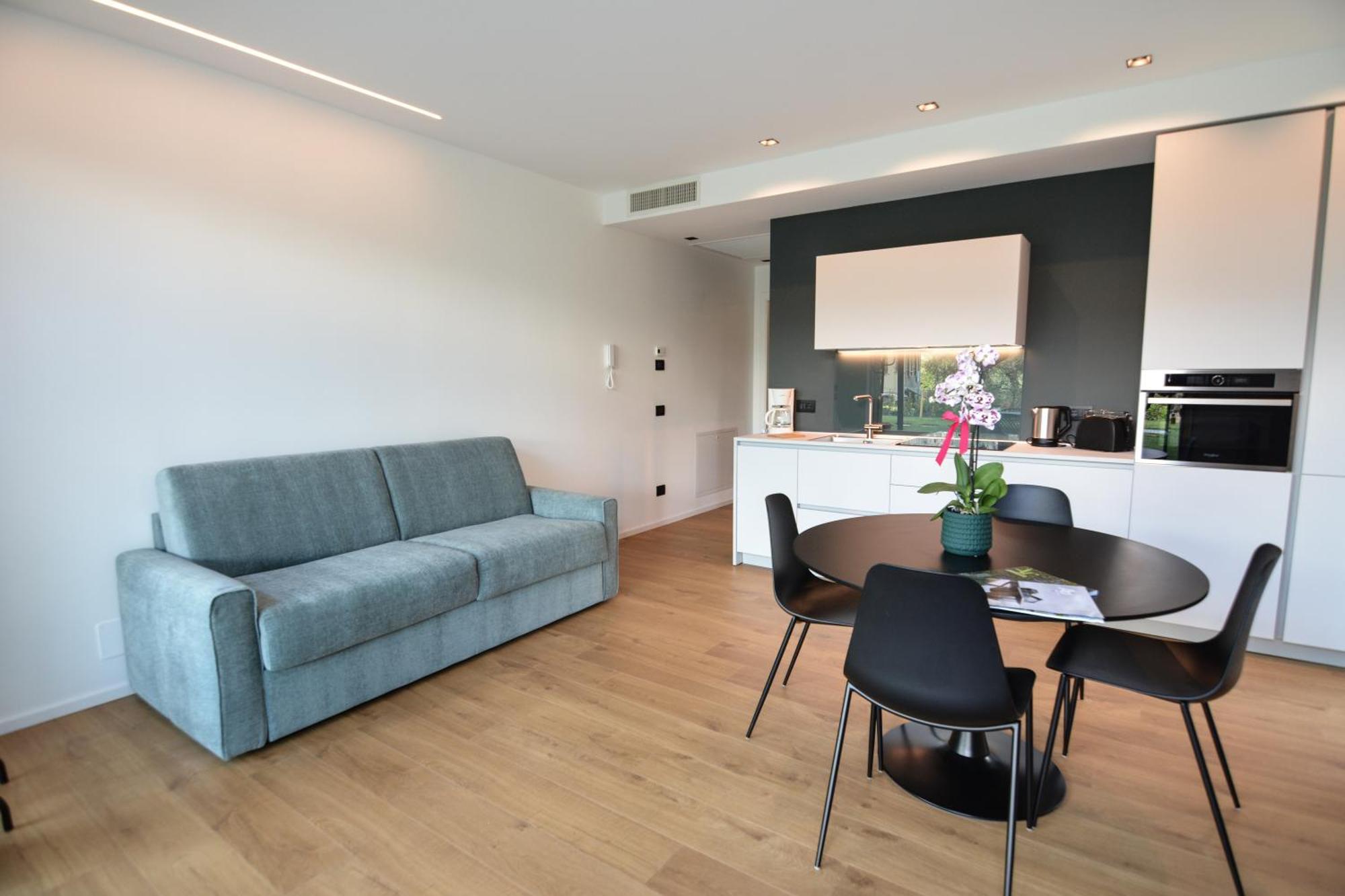 Olivo Luxury Apartments มัลเชซิเน ภายนอก รูปภาพ