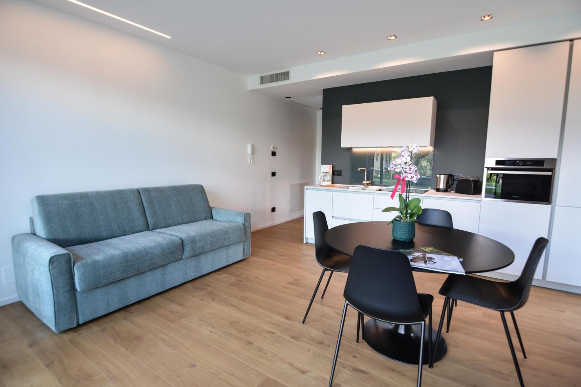 Olivo Luxury Apartments มัลเชซิเน ภายนอก รูปภาพ