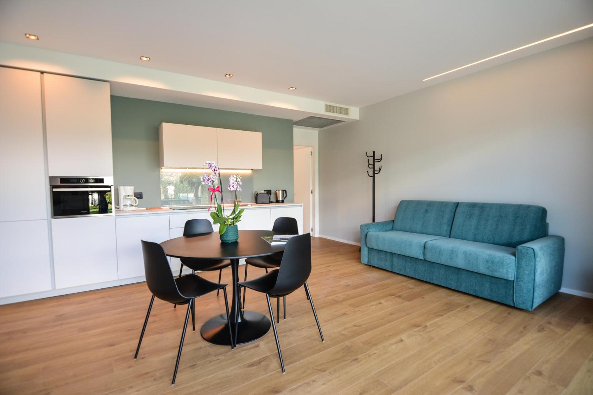 Olivo Luxury Apartments มัลเชซิเน ภายนอก รูปภาพ
